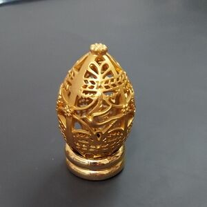 VINTAGE FRANKLIN MINT "THE GOLDEN FILIGREE COLLECTORS TREASURY OF EGGS"